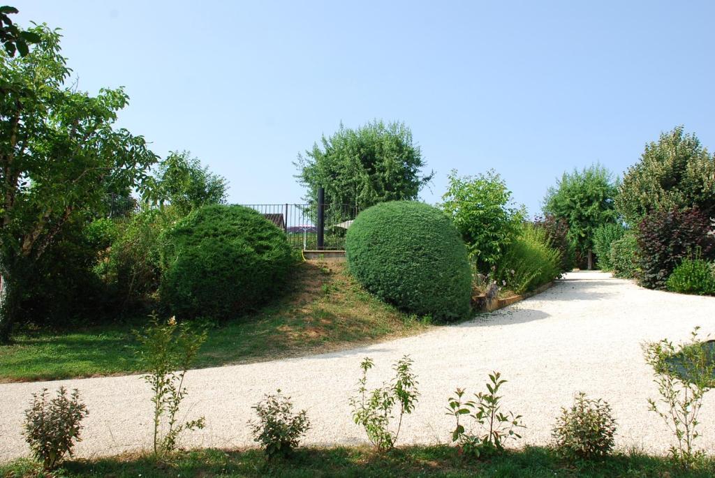 Village De Gites Le Chatenet Thonac Eksteriør bilde